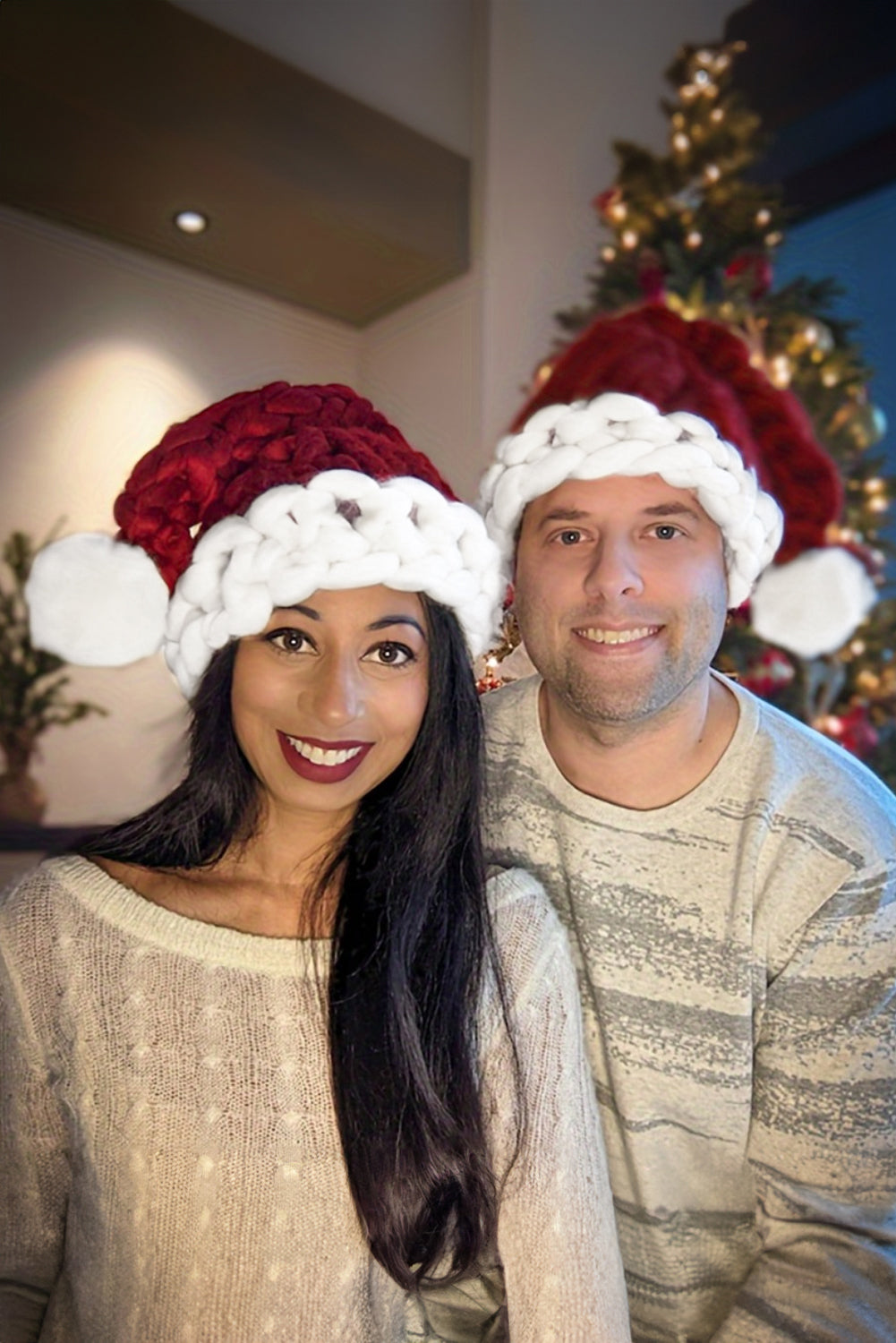 Dearlove Red Dahlia Color Block Pom Pom Decor Chunky Knitted Christmas Hat